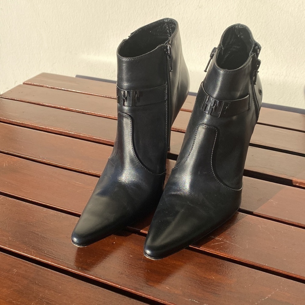 Gianfranco Ferre black vintage ankle booties - Picture 1 of 5